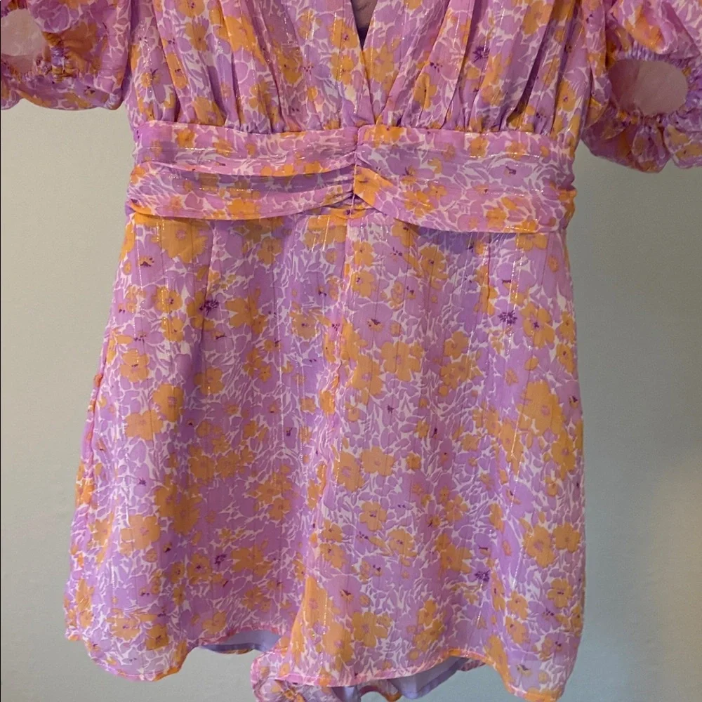 Nasty Gal Floral Puff Sleeve v neck Romper size 6 new with tag - Picture 6 of 12